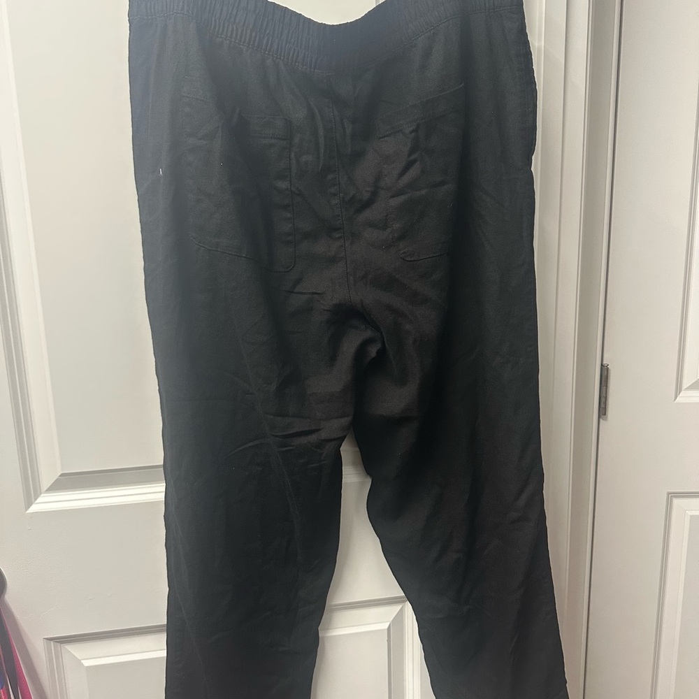 High-Waisted Black Straight Leg Linen-Blend Pants - Picture 2 of 4